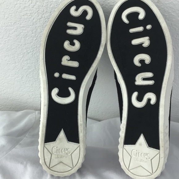 Circus By Sam Edelman Black White  “I Can’t”  Sneakers.  Size 8 - Picture 2 of 7
